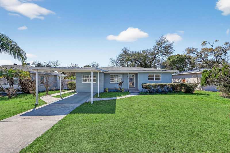 3 bedroom Single Family Residence at 2714 W Grace Street, Weaver Andrew & W H Weavers, Tampa — photo 1