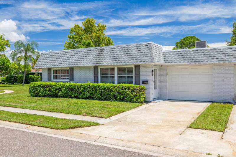 2 bedroom Condominium at 908 Cara Drive #908, Rothmoor Estates Condo, Largo — photo 4