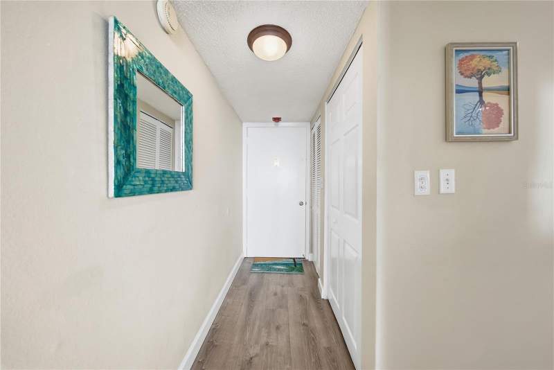 2 bedroom Condominium at 17580 Gulf Boulevard #302, Gulf Mariner The Condo, Redington Shores — photo 5