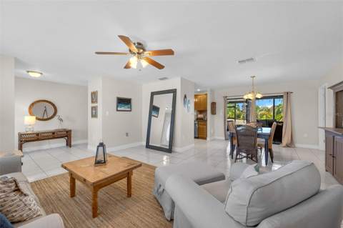 3848 Topsail Trail, New Port Richey FL - photo 11 of 68