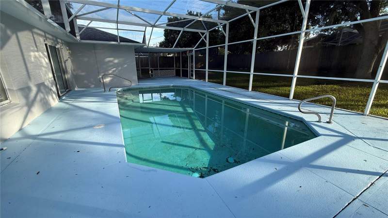 4 bedroom Single Family Residence at 3043 Yule Tree Drive, Florida Shores 01, Edgewater — photo 2