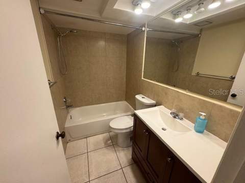 7235 Redbud Court, New Port Richey FL - photo 16 of 24