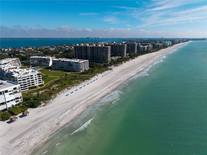 3 bedroom Condominium at 1425 Gulf Of Mexico Drive #408, Players Club IV, Longboat Key — photo 1