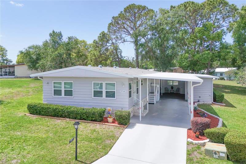 Zellwood Station; Citrus Ridge VillageCondos for Sale in Zellwood, FL