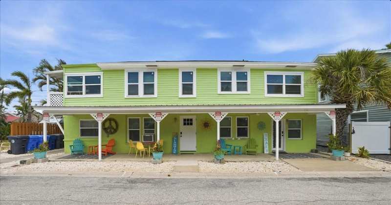 6 bedroom Single Family Residence at 130 86th Terrace, Herrons Sub 6, Treasure Island — photo 1