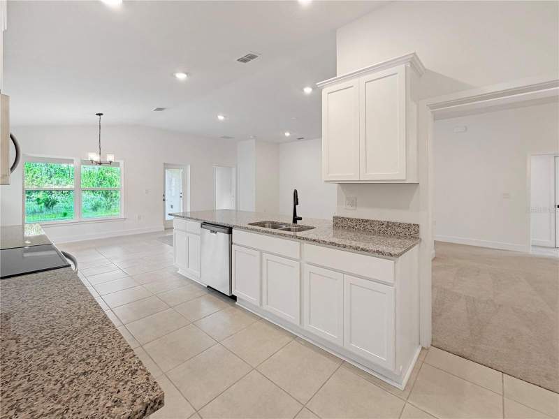 3 bedroom Single Family Residence at 7618 BENT TREE LOOP, HARMONY CENTRAL PH 2, HARMONY — photo 5