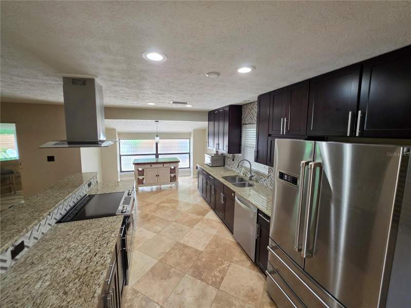 3 bedroom Single Family Residence at 3204 Country Side Street, Countryside Manor Sub, Brandon — photo 5