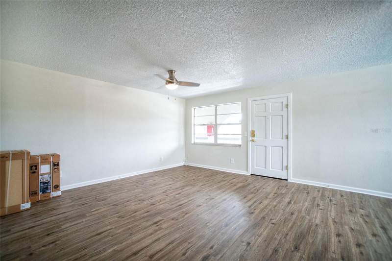 2 bedroom Condominium at 6062 22nd Avenue #5, Villa Valencia Garden Condo, St Petersburg — photo 2