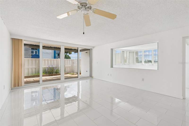 1 bedroom Condominium at 450 Treasure Island Causeway #106, Treasure Island Tennis & Yacht Club, Treasure Island — photo 5
