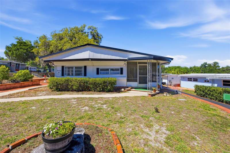 2 bedroom Mobile Home at 3896 Picciola Road #411, Griffwood Co-Op, Fruitland Park — photo 2