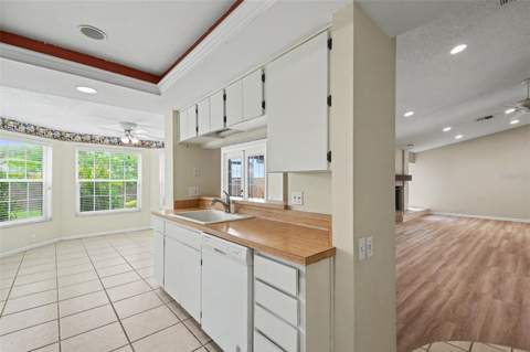 3723 Sarazen Drive, New Port Richey FL - photo 12 of 65