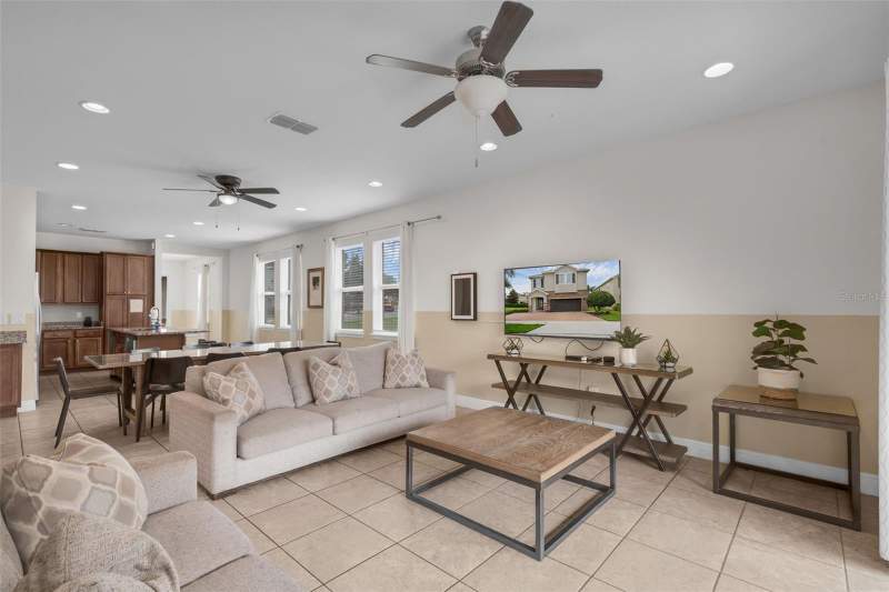 8 bedroom Single Family Residence at 7541 Marker Avenue, Encore At Reunion, Reunion West, Kissimmee — photo 5