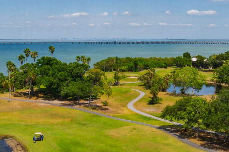 1 bedroom Condominium at 2620 Cove Cay Drive #904, Cove Cay 26-20 Village II, Clearwater — photo 4