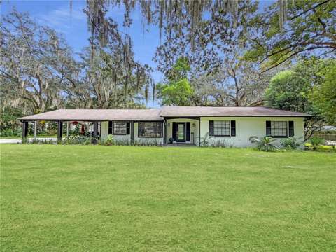 6118 Carla Circle, home for sale in Lakeland 33811