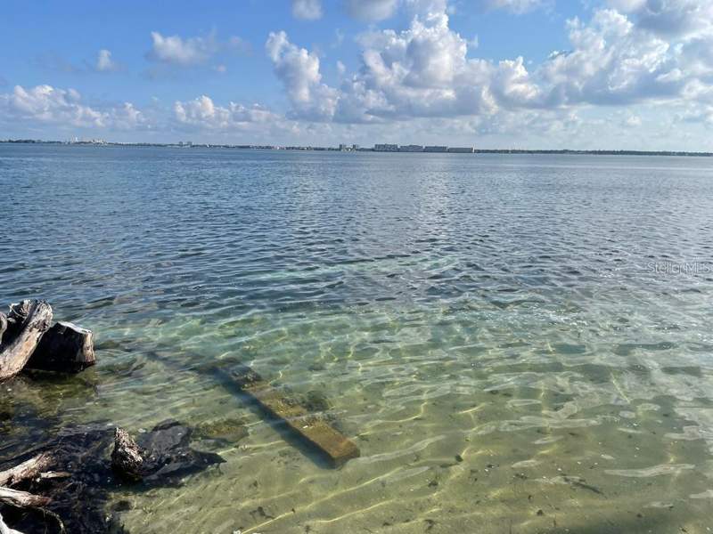 2 bedroom Condominium at 6210 Sun Boulevard #202, Casa Del Mar Condo III, St Petersburg — photo 3
