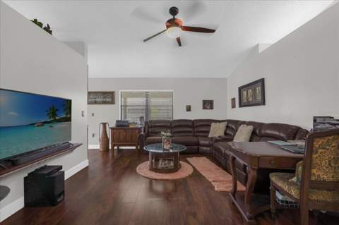 615 McKinley Court, Kissimmee FL - photo 12 of 24