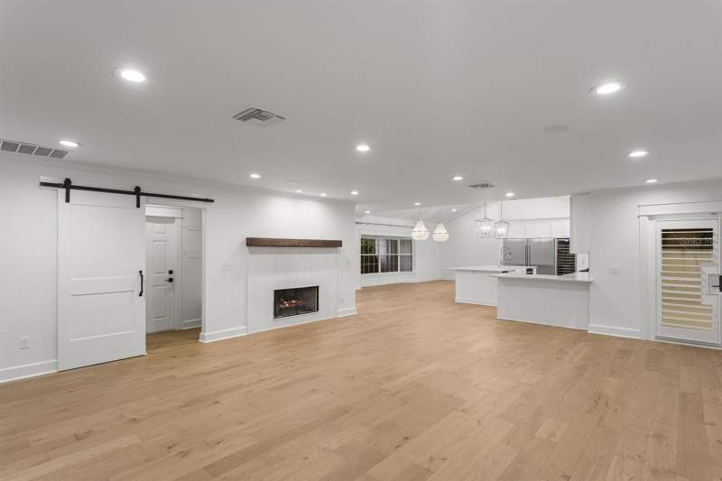 4 bedroom Single Family Residence at 4415 W Clear Avenue, Manhattan Terrace, Tampa — photo 4