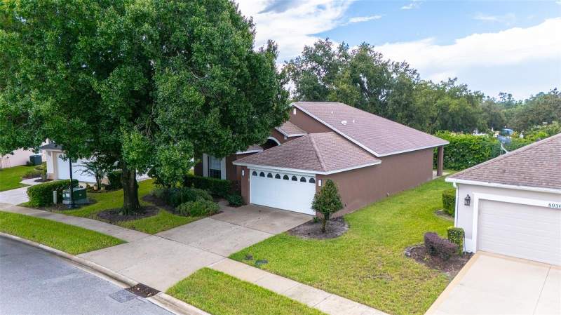 2 bedroom Single Family Residence at 8034 Arcadian Court, Mt Dora Country Club Mt Dora Ph 02-8, Mount Dora — photo 4