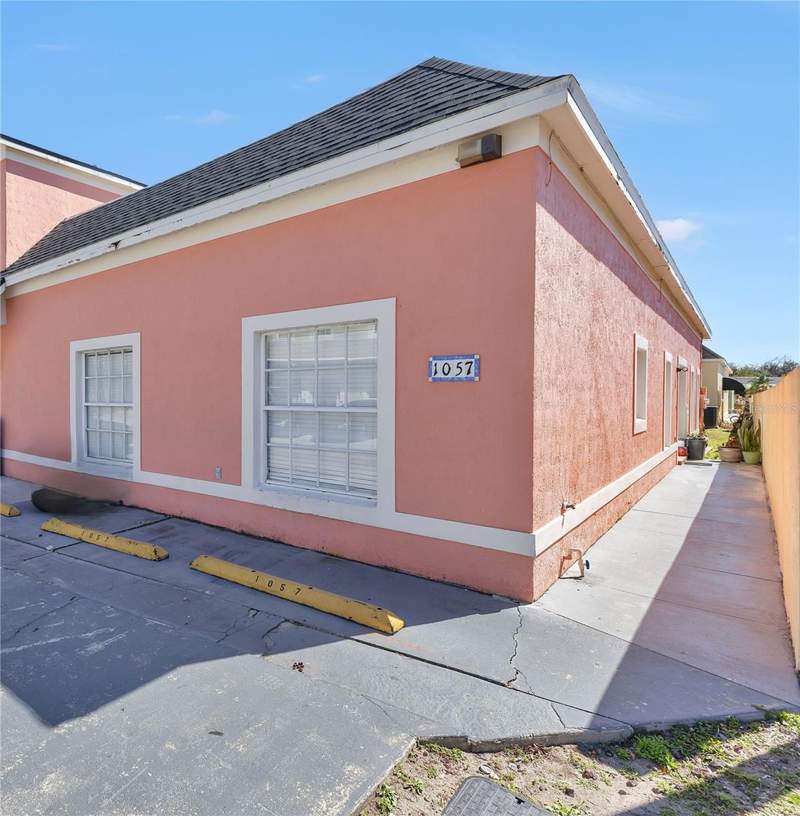 3 bedroom Townhouse at 1057 Universal Rest Place, Eric Estates, Kissimmee — photo 3
