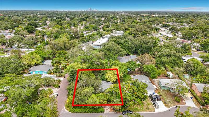 2 bedroom Single Family Residence at 6330 Emerson Avenue, Spencer Sub, St Petersburg — photo 1