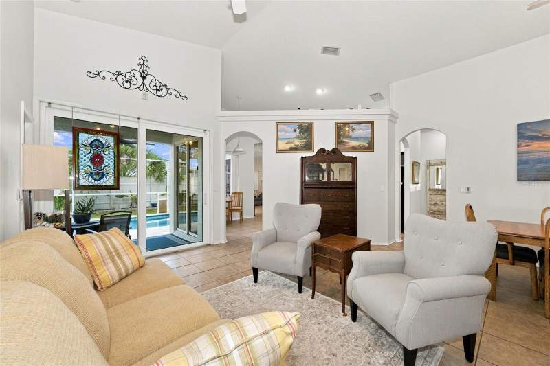 4 bedroom Single Family Residence at 1783 Wood Brook Street, Forest Ridge Ph Two, Tarpon Springs — photo 3