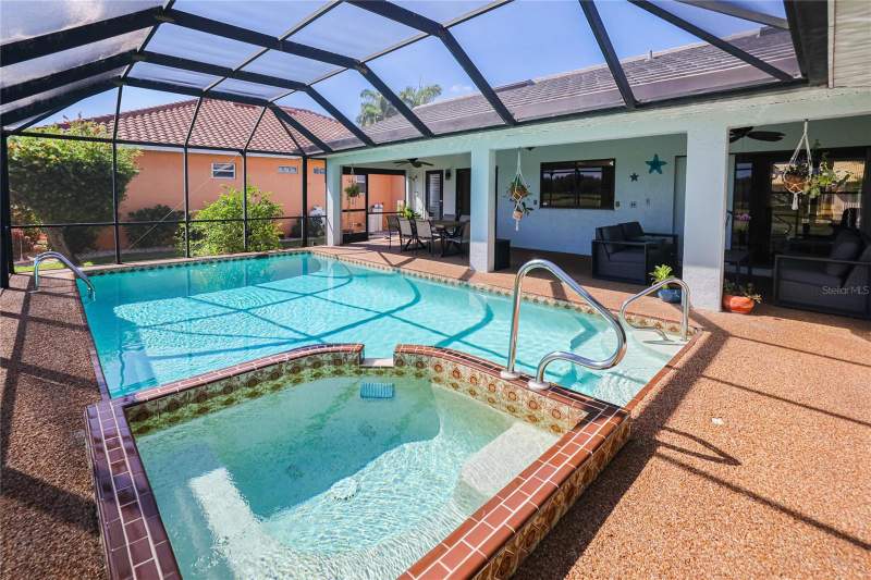 3 bedroom Single Family Residence at 3836 Bordeaux Drive, Punta Gorda Isles Sec 15, Punta Gorda — photo 4