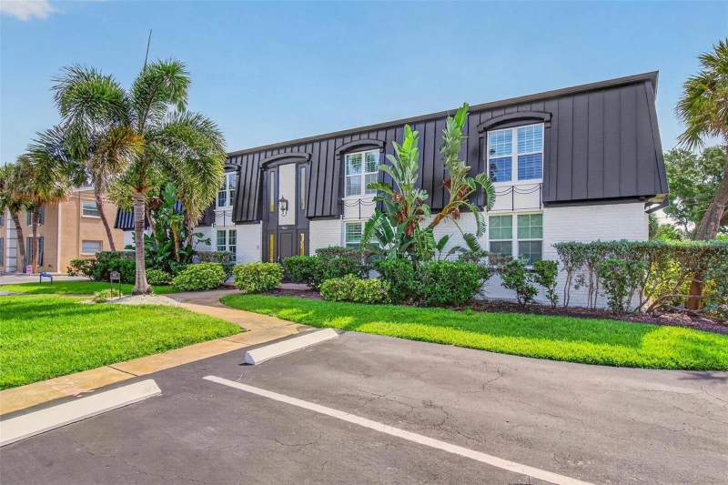Eden Isle Condo Of St PetersburgCondos for Sale in St Petersburg, FL