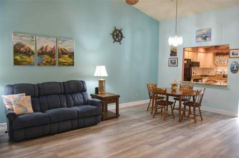 1109 Tartan Drive #B, Palm Harbor FL - photo 6 of 6
