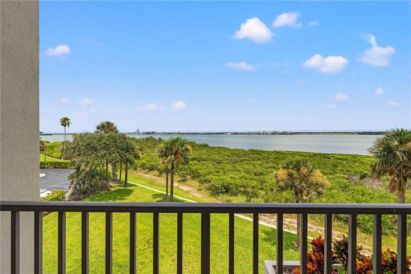2 bedroom Condominium at 1501 Gulf Boulevard #206, Sand Key Condo-South Bay, Clearwater — photo 5