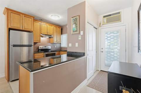7050 Sunset Way #21, St Pete Beach FL - photo 9 of 23
