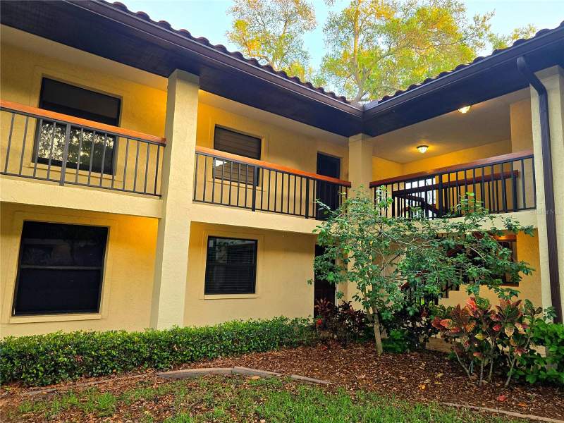 2 bedroom Condominium at 2009 Hammock Pine Boulevard #2009, Hammock Pine Village, Clearwater — photo 2