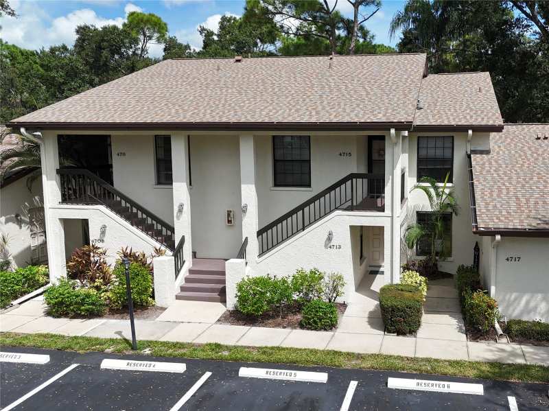 2 bedroom Condominium at 4713 Winslow Beacon #5, Winslow Beacon, Sarasota — photo 1