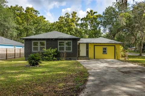 1334 NE 1St Avenue, home for sale in Gainesville 32641