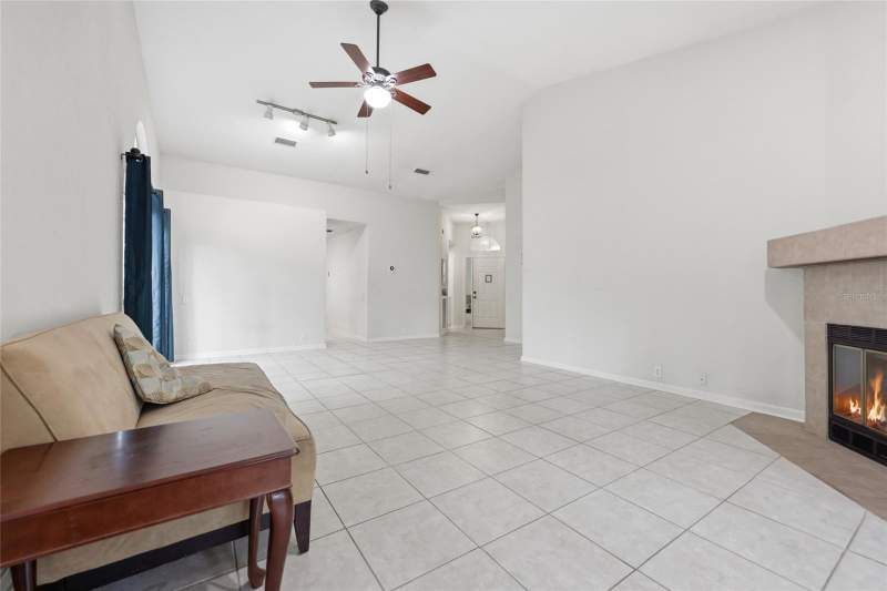3 bedroom Single Family Residence at 1736 NW 16th Place, Colony Park, Gainesville — photo 5