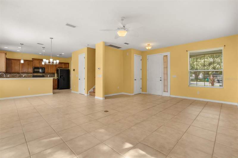 3 bedroom Single Family Residence at 413 Split Oak Court, Eustis Misty Oaks, Eustis — photo 4