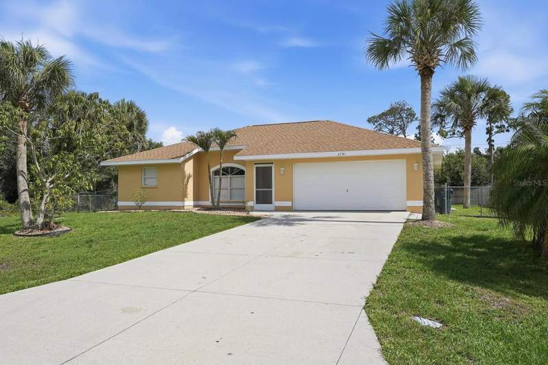 3 bedroom Single Family Residence at 3781 Wayward Avenue, Port Charlotte Sub 10, North Port — photo 2