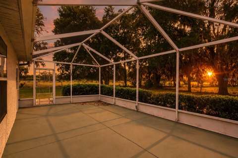 2993 Poplar Avenue, home for sale on Poplar Avenue