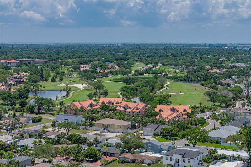 4 bedroom Single Family Residence at 6717 Cardinal Drive, Pasadena Golf Club Estates Sec 4, St Petersburg — photo 3