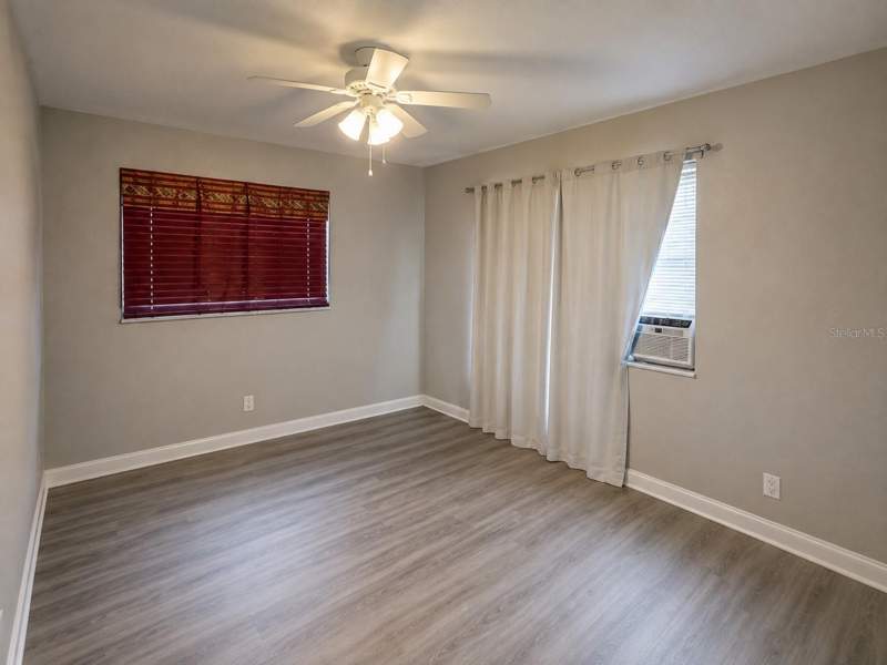 3 bedroom Single Family Residence at 1044 58th Avenue, North Euclid Ext 1, St Petersburg — photo 5