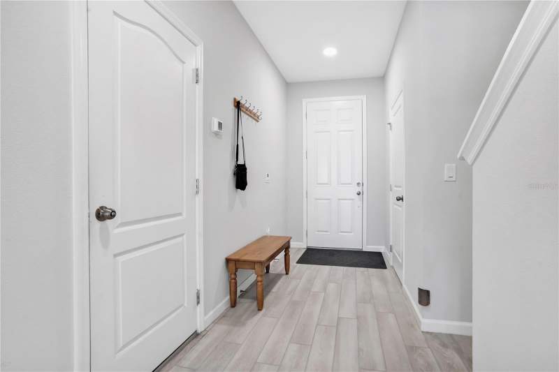 3 bedroom Townhouse at 4835 Jackstaff Way, Towns At Tuskawilla Commons, Oviedo — photo 3