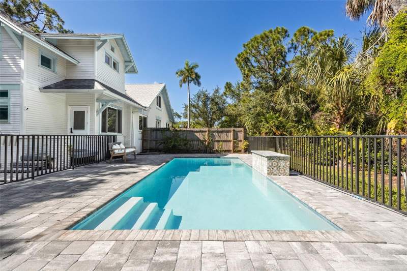 4 bedroom Single Family Residence at 1473 Barcelona Avenue, Valencia Terrace, Fort Myers — photo 2