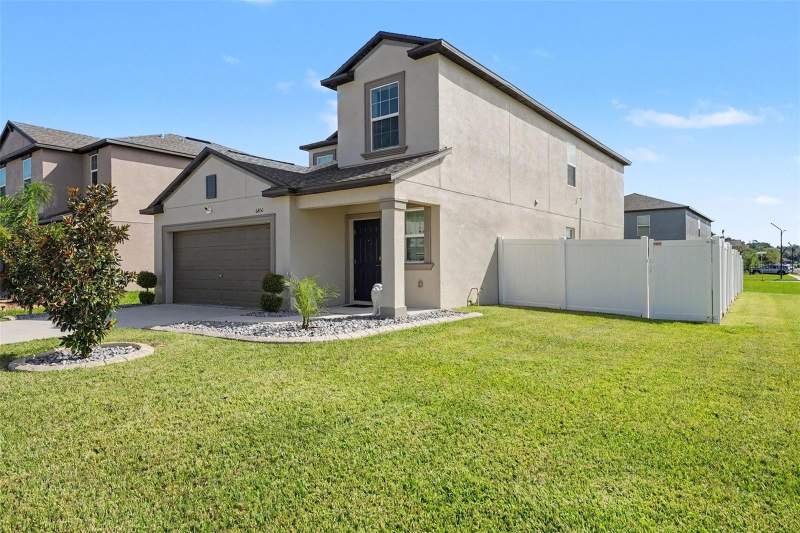 5 bedroom Single Family Residence at 6450 Back Forty Loop, Abbott Square Phase 2, Zephyrhills — photo 3