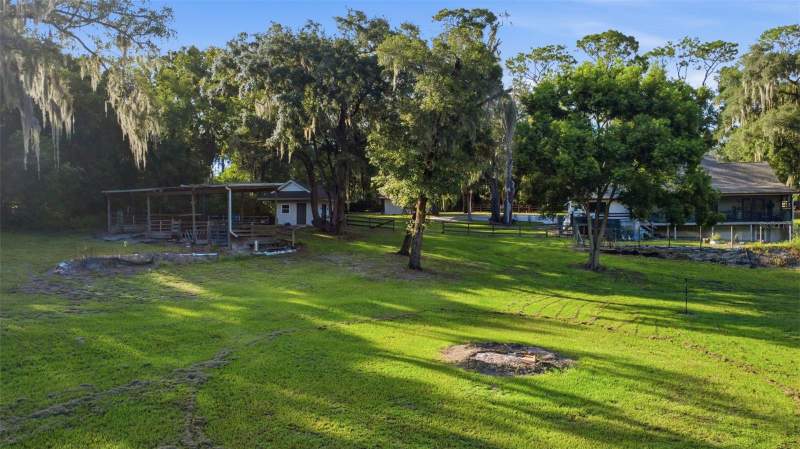 4 bedroom Single Family Residence at 19832 W Eldorado Drive, Eldorado Heights Eaton Sub, Eustis — photo 3