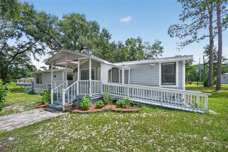 3 bedroom Manufactured Home at 3353 SW 181st Court, Lake Tropicana Ranchettes, Dunnellon — photo 1