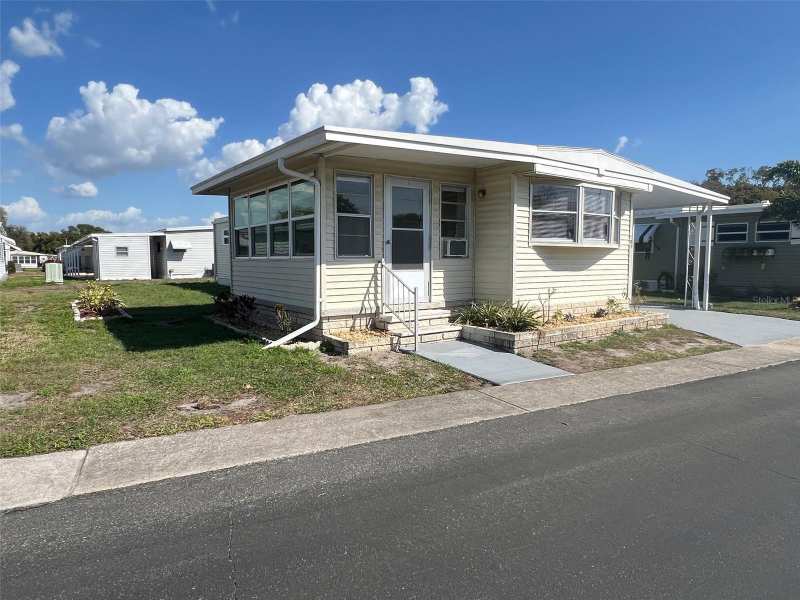 2 bedroom Mobile Home at 103 Pindo Palm Street, Palm Hill Mobile Home Park Unrec, Largo — photo 1