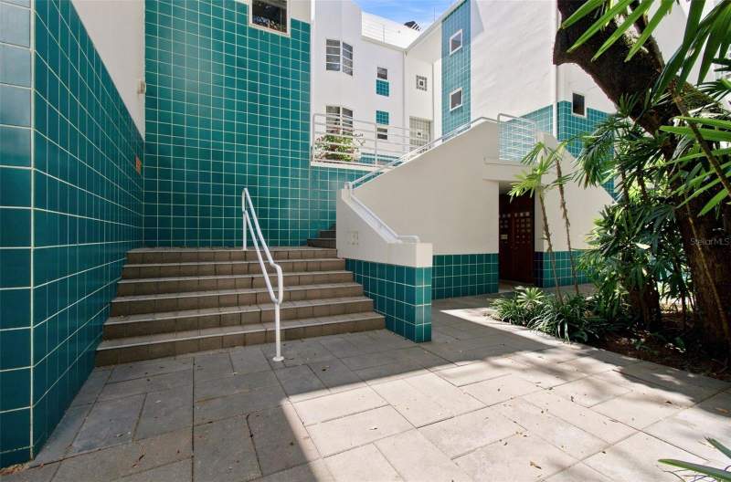 3 bedroom Condominium at 4950 Bayshore Blvd #8, Bayshore On The Blvd A Condominium Unit, Tampa — photo 2