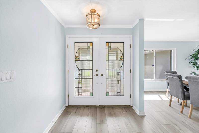4 bedroom Single Family Residence at 6035 LEELAND STREET, BAYWAY ISLES UNIT 1, ST PETERSBURG — photo 5