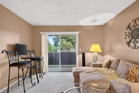 924 Lake Destiny Rd #F, Altamonte Springs FL - photo 6 of 6