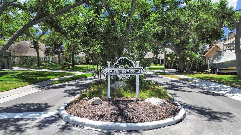 3 bedroom Single Family Residence at 7645 HARBOR VIEW WAY, CROSSING AT THE NARROWS, SEMINOLE — photo 2