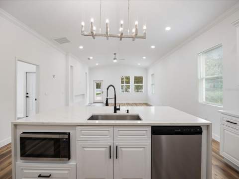 611 Elm Street, Safety Harbor FL - photo 11 of 45